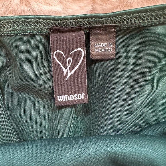 Windsor Emerald Green Ruched Asymmetric Bodycon Dress, Small - Picture 10 of 12